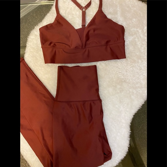 Aerie offline shine leggings & sports bra
